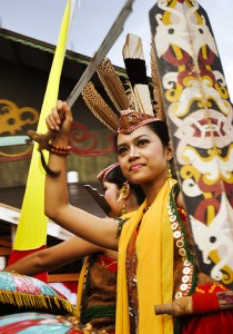 dayak woman